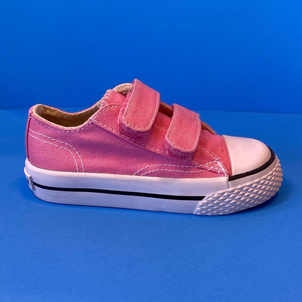 Airwalk Little Girl Pink Two Strap Flat Shoe Size 7